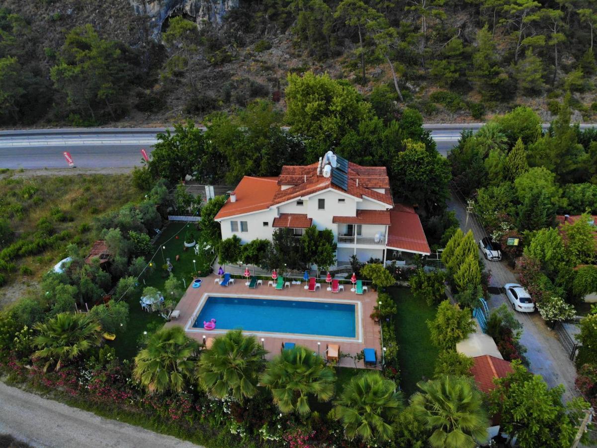 Guentur Hotel & Restaurant Гёчек Экстерьер фото